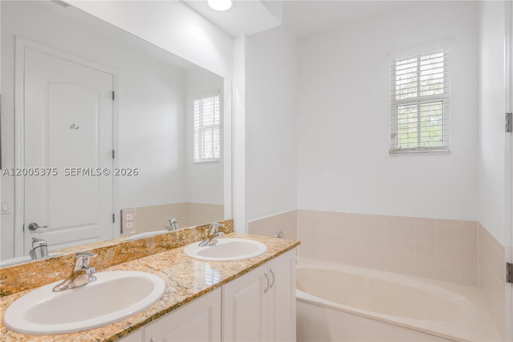 Real estate property located at 623 146th Ter, Broward, Meadow Pines, Pembroke Pines, FL