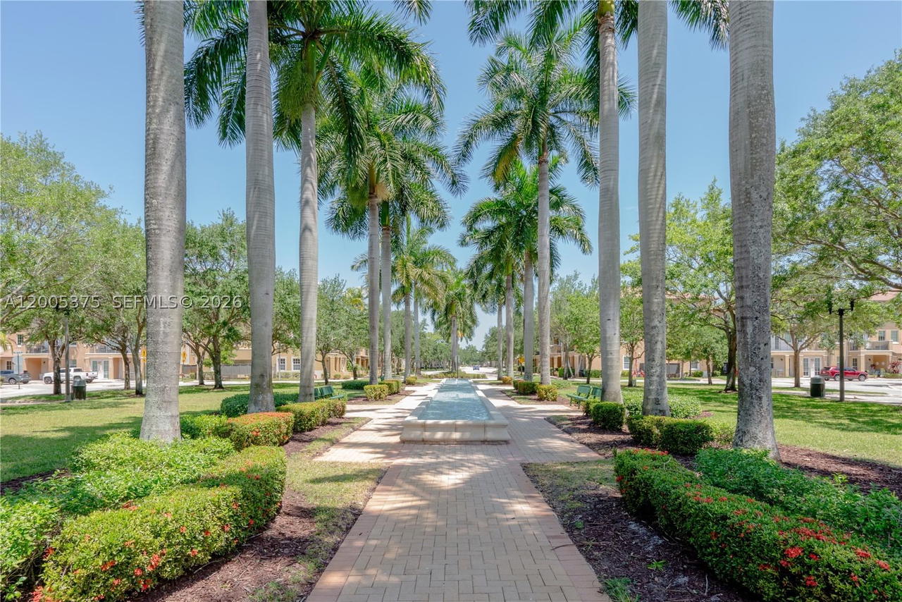 Real estate property located at 623 146th Ter, Broward, Meadow Pines, Pembroke Pines, FL