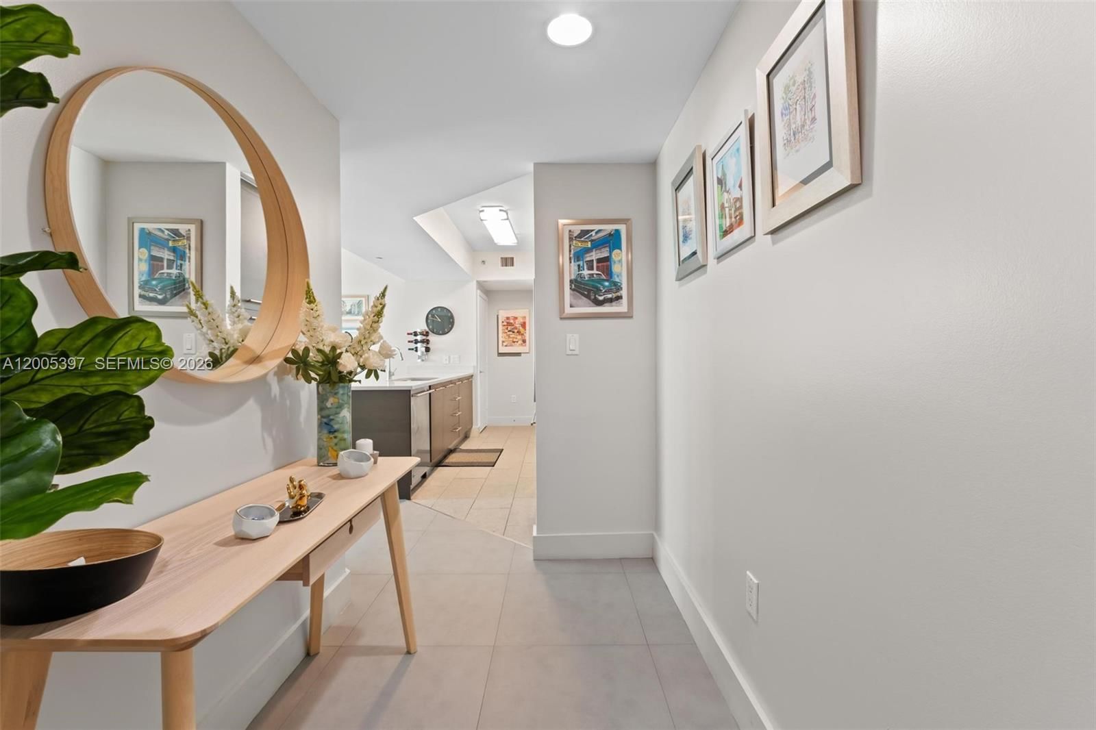 Real estate property located at 500 Brickell Ave #1405, Miami-dade, 500 Brickell East Condo, Miami, FL