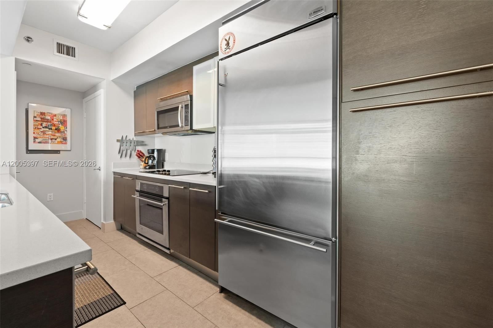 Real estate property located at 500 Brickell Ave #1405, Miami-dade, 500 Brickell East Condo, Miami, FL