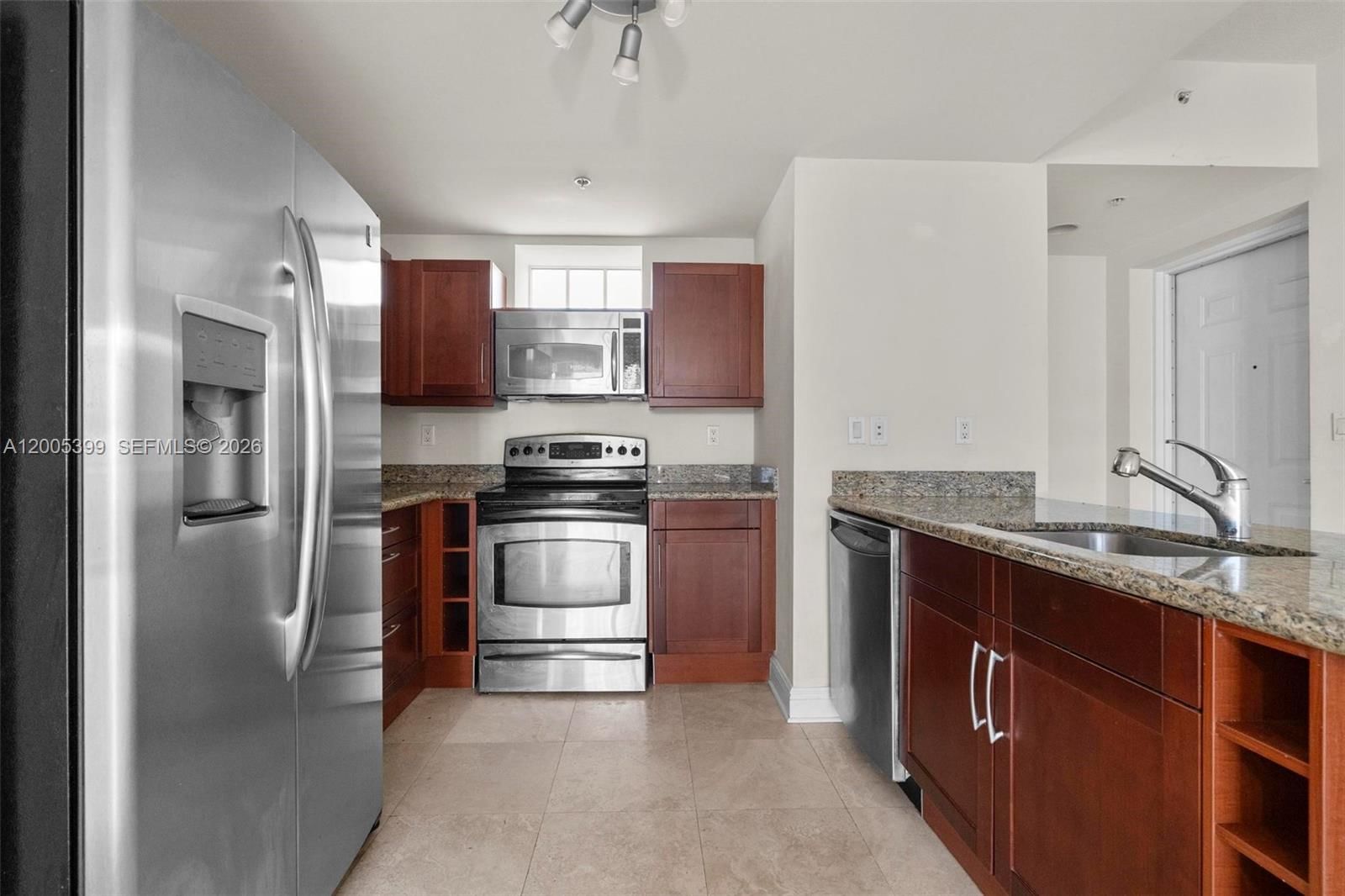 Real estate property located at 7285 90th St D414, Miami-dade, Downtown Dadeland Condo N, Miami, FL