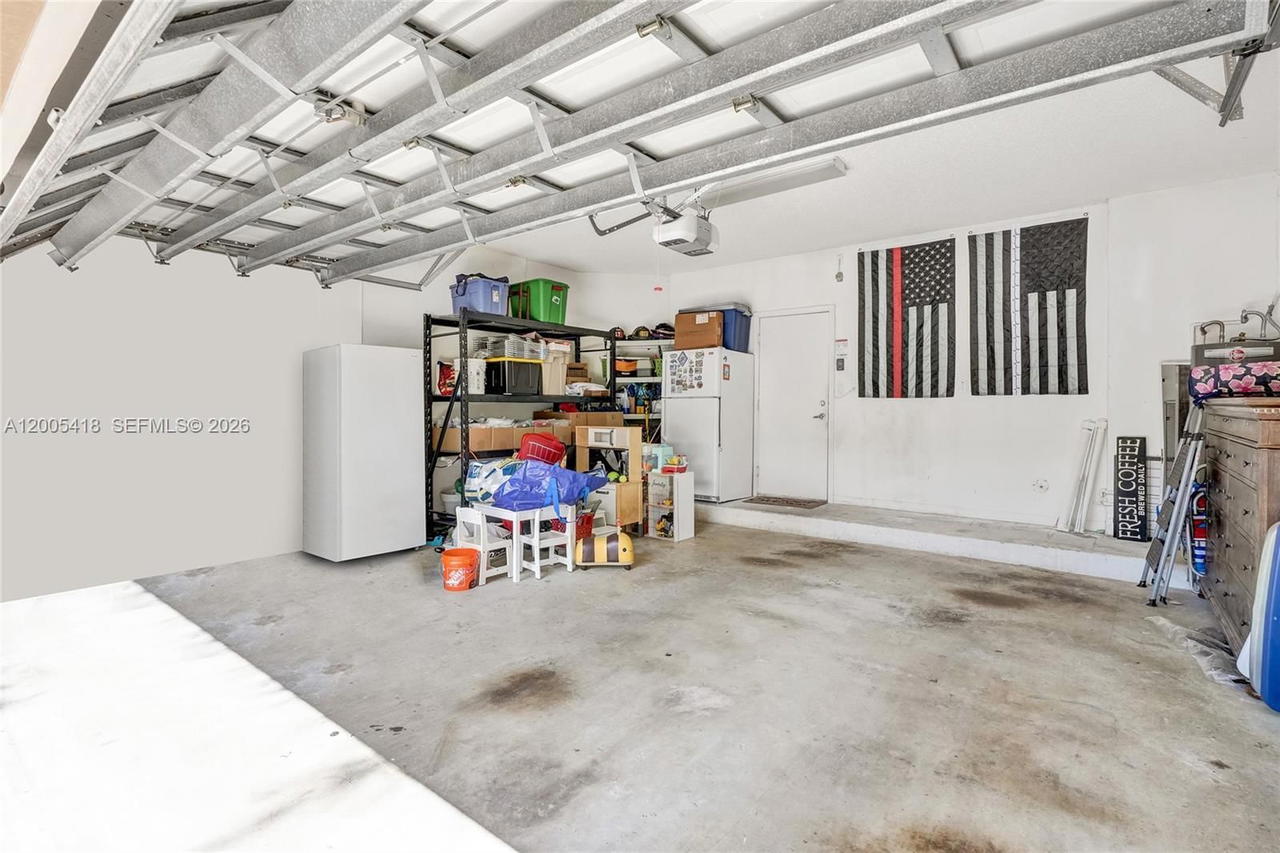 Real estate property located at 1062 158th Ave, Broward, Hollywood Lakes Country C, Pembroke Pines, FL