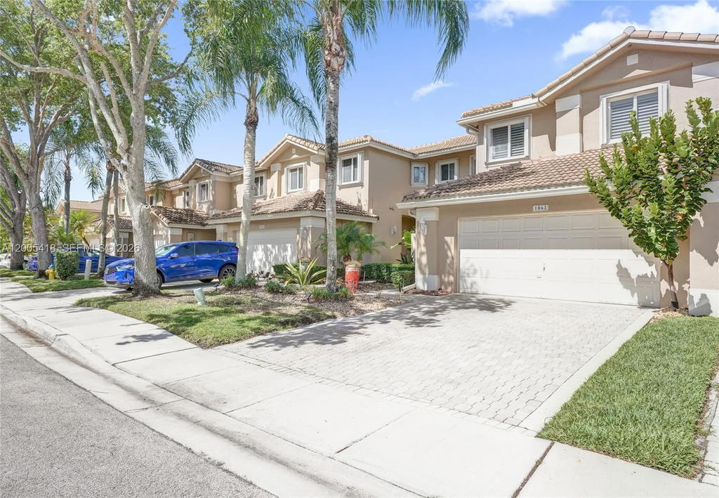 Real estate property located at 1062 158th Ave, Broward, Hollywood Lakes Country C, Pembroke Pines, FL