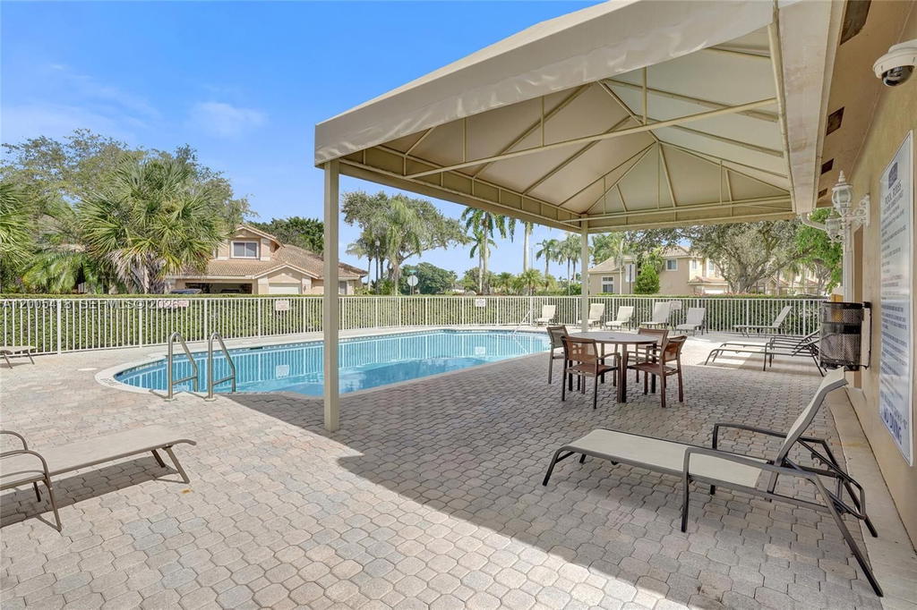 Real estate property located at 1062 158th Ave, Broward, Hollywood Lakes Country C, Pembroke Pines, FL