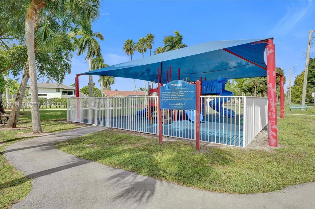 Real estate property located at 1062 158th Ave, Broward, Hollywood Lakes Country C, Pembroke Pines, FL