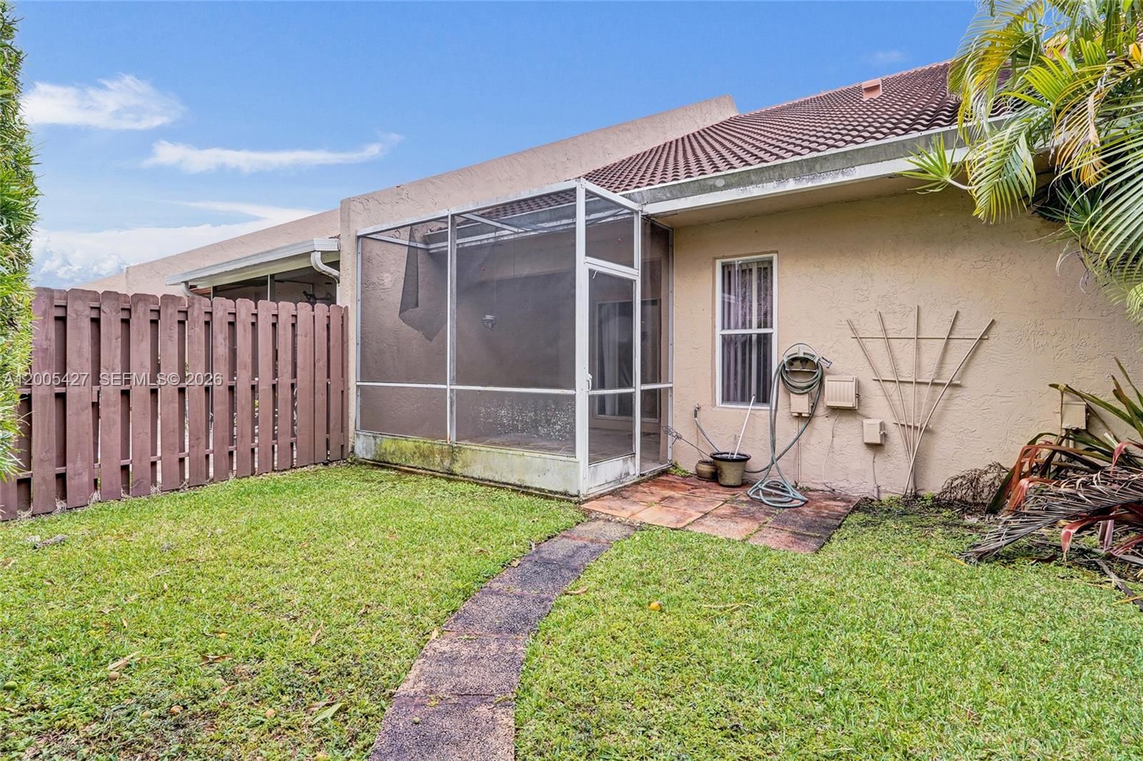 Real estate property located at 9743 Malvern Dr, Broward, Malvern, Tamarac, FL