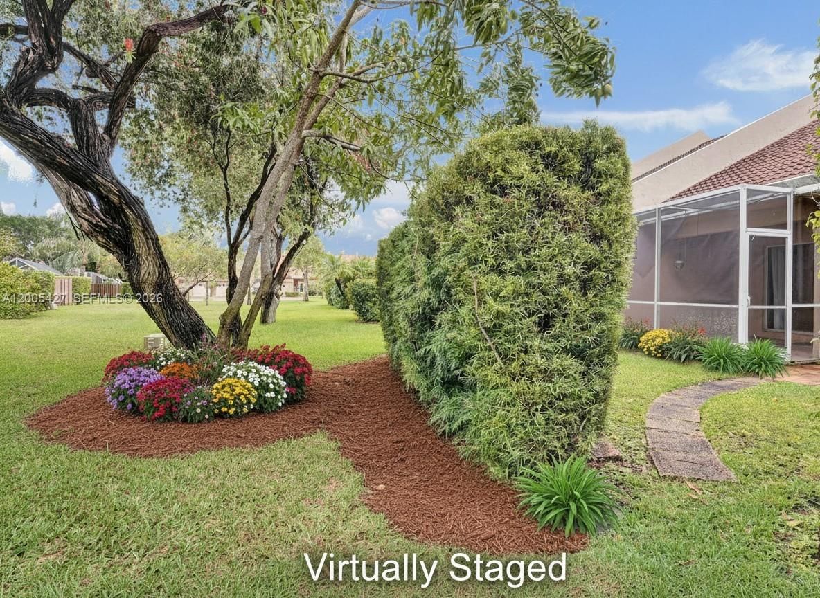 Real estate property located at 9743 Malvern Dr, Broward, Malvern, Tamarac, FL