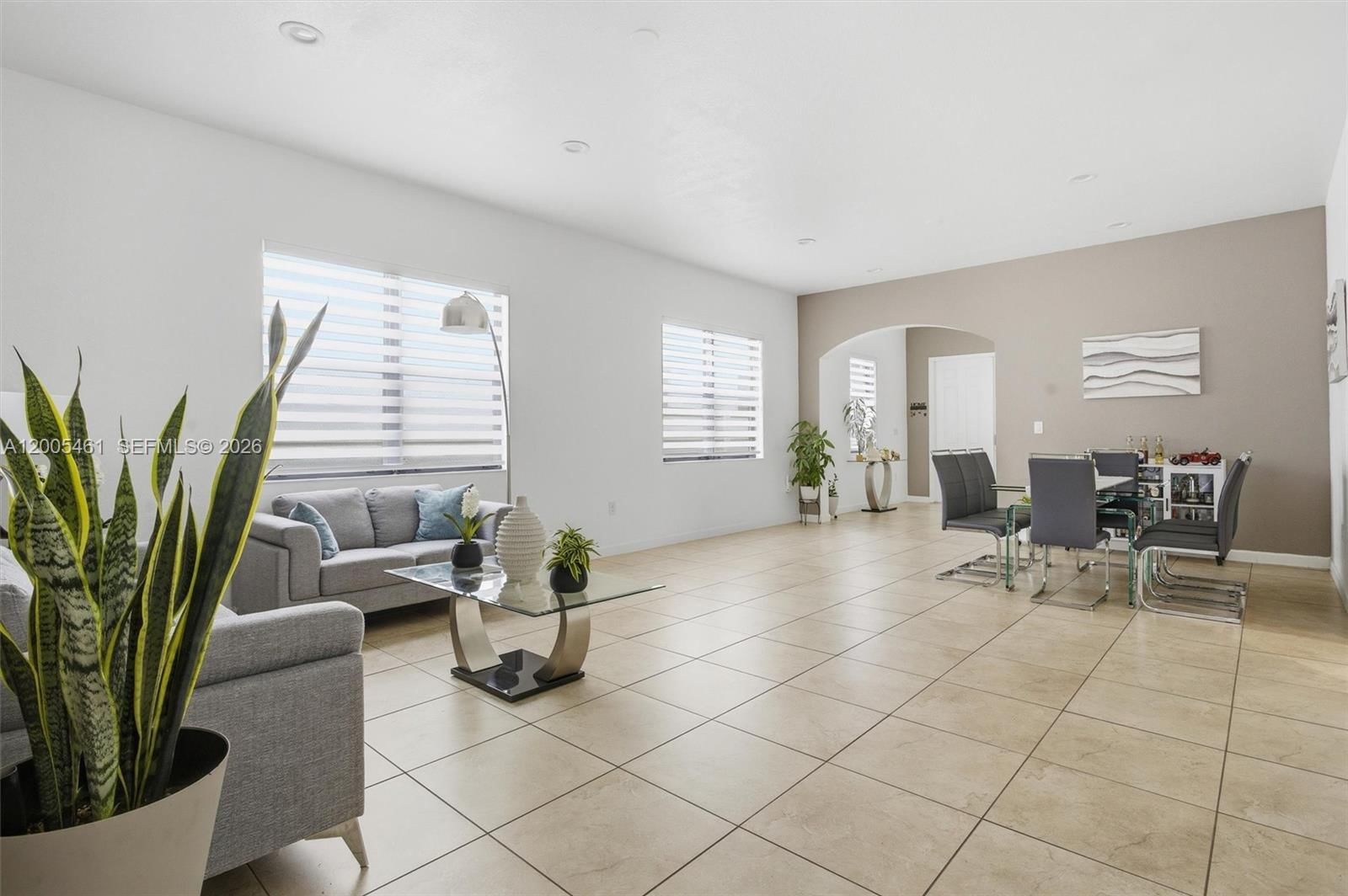 Real estate property located at 3518 86th Ter, Miami-dade, Bellagio, Hialeah, FL