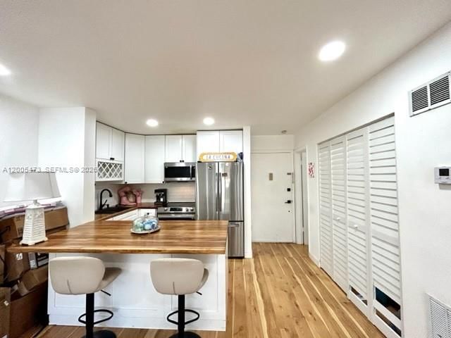 Real estate property located at 1520 Mckinley St #206E, Broward, Mayfair Apt Co-op, Hollywood, FL