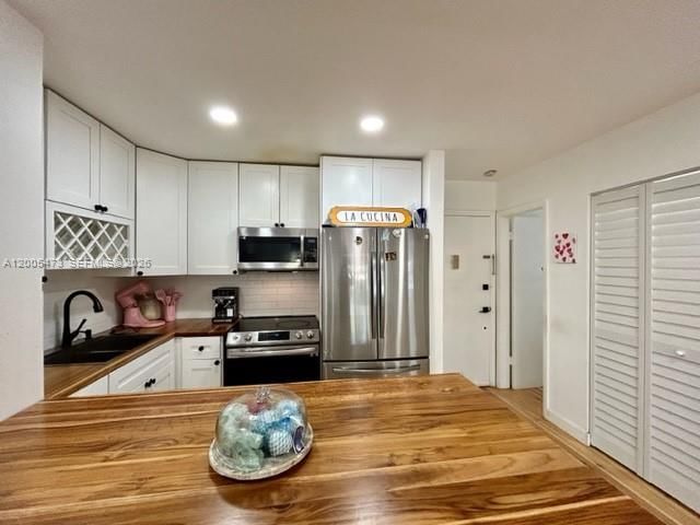 Real estate property located at 1520 Mckinley St #206E, Broward, Mayfair Apt Co-op, Hollywood, FL