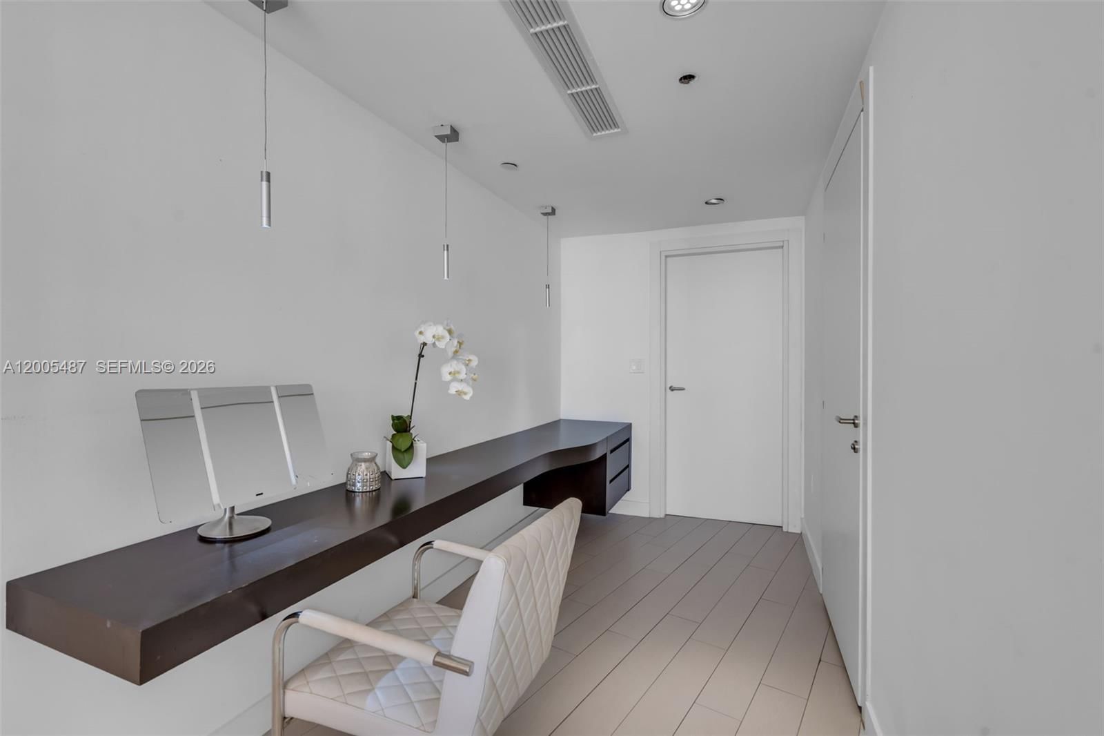 Real estate property located at 200 Biscayne Boulevard Way #3407, Miami-dade, Epic West Condo, Miami, FL