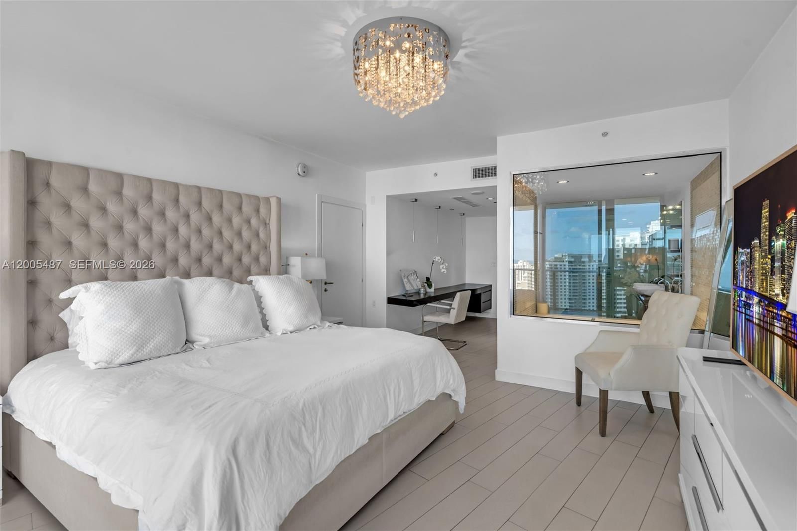 Real estate property located at 200 Biscayne Boulevard Way #3407, Miami-dade, Epic West Condo, Miami, FL