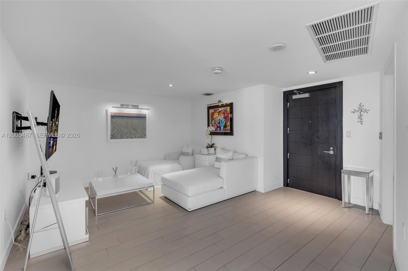 Real estate property located at 200 Biscayne Boulevard Way #3407, Miami-dade, Epic West Condo, Miami, FL