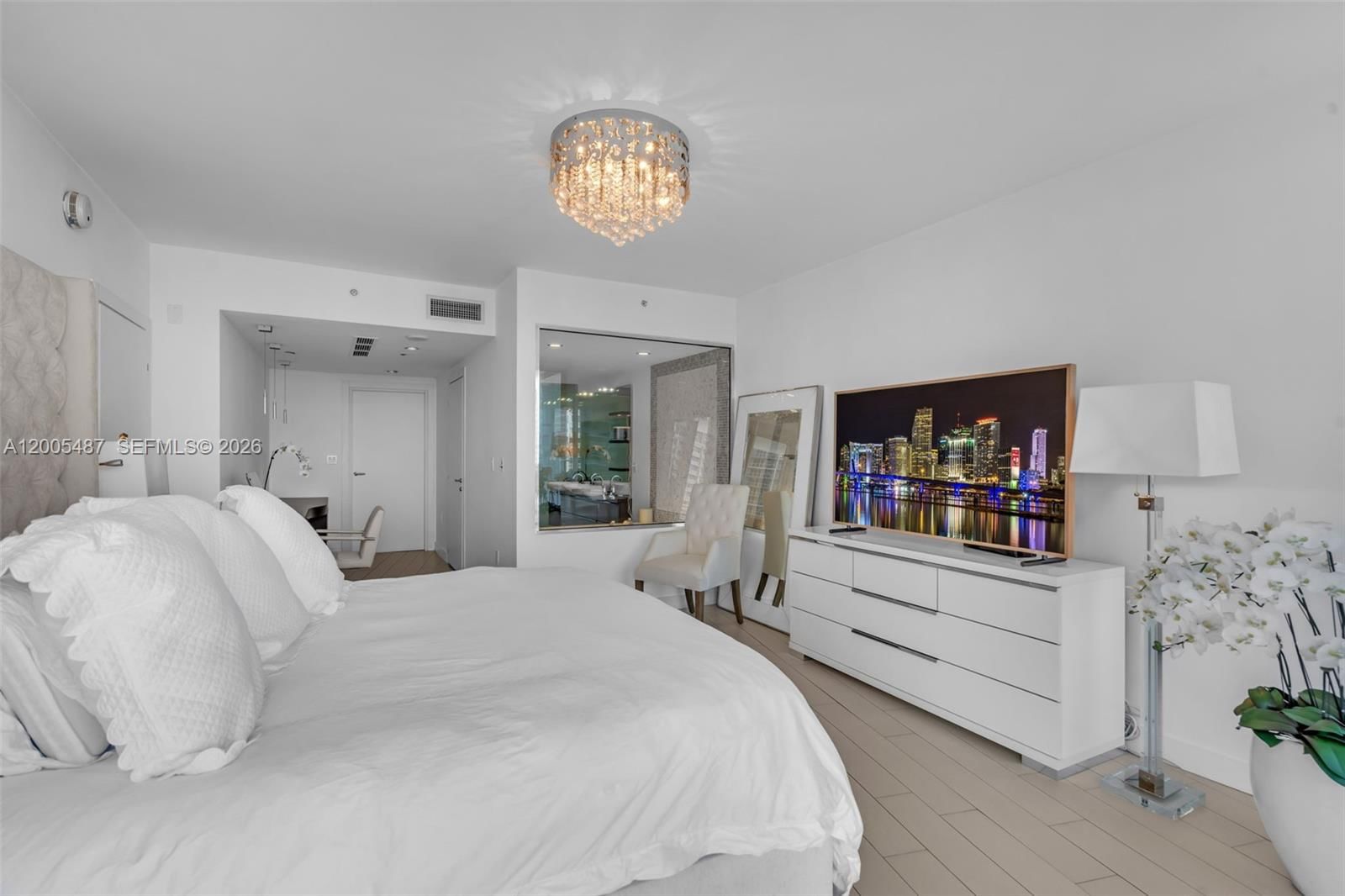 Real estate property located at 200 Biscayne Boulevard Way #3407, Miami-dade, Epic West Condo, Miami, FL