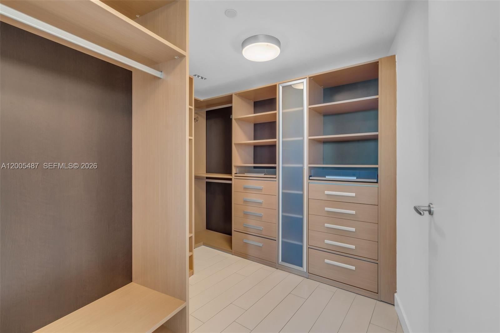 Real estate property located at 200 Biscayne Boulevard Way #3407, Miami-dade, Epic West Condo, Miami, FL