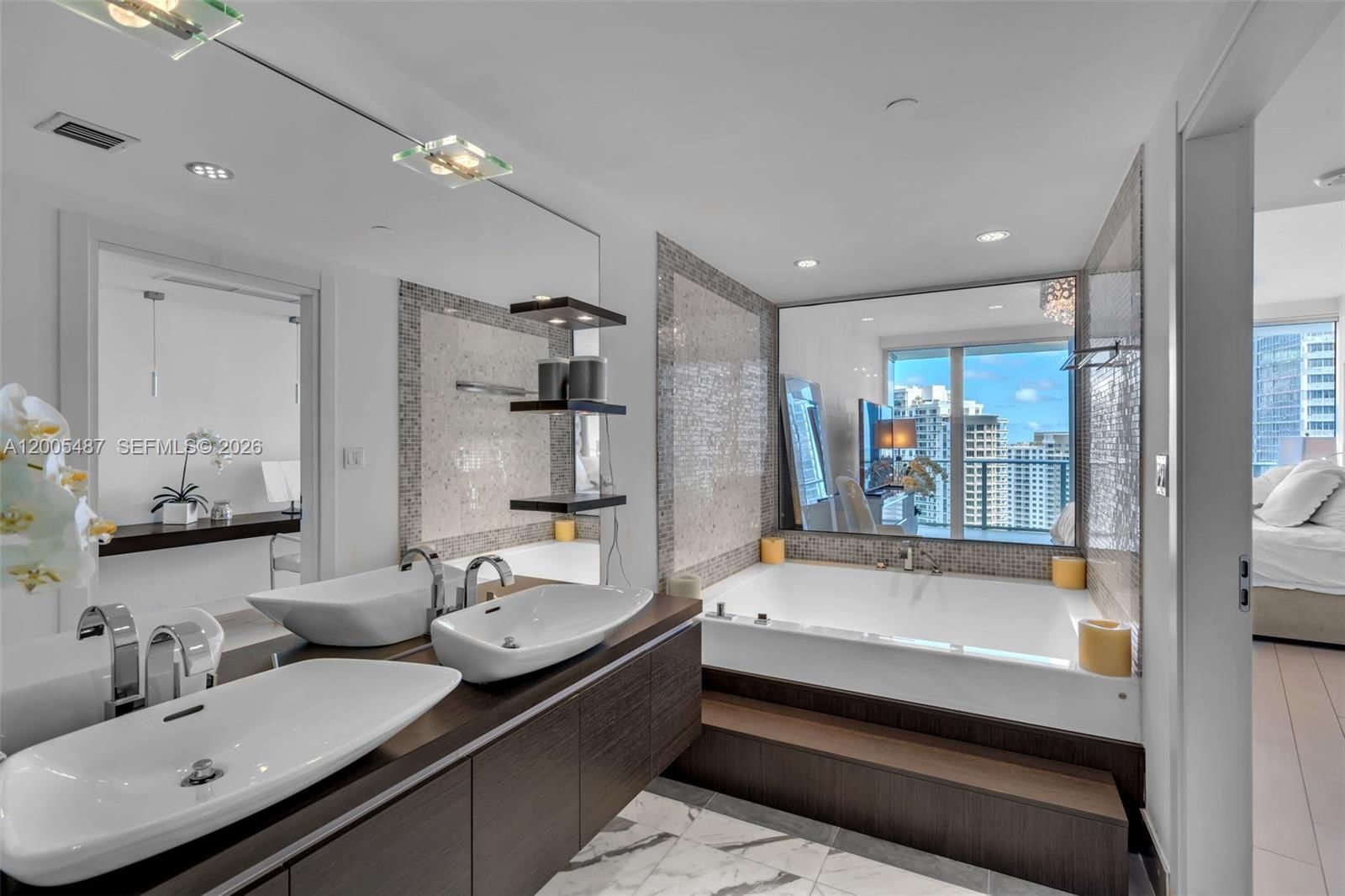 Real estate property located at 200 Biscayne Boulevard Way #3407, Miami-dade, Epic West Condo, Miami, FL