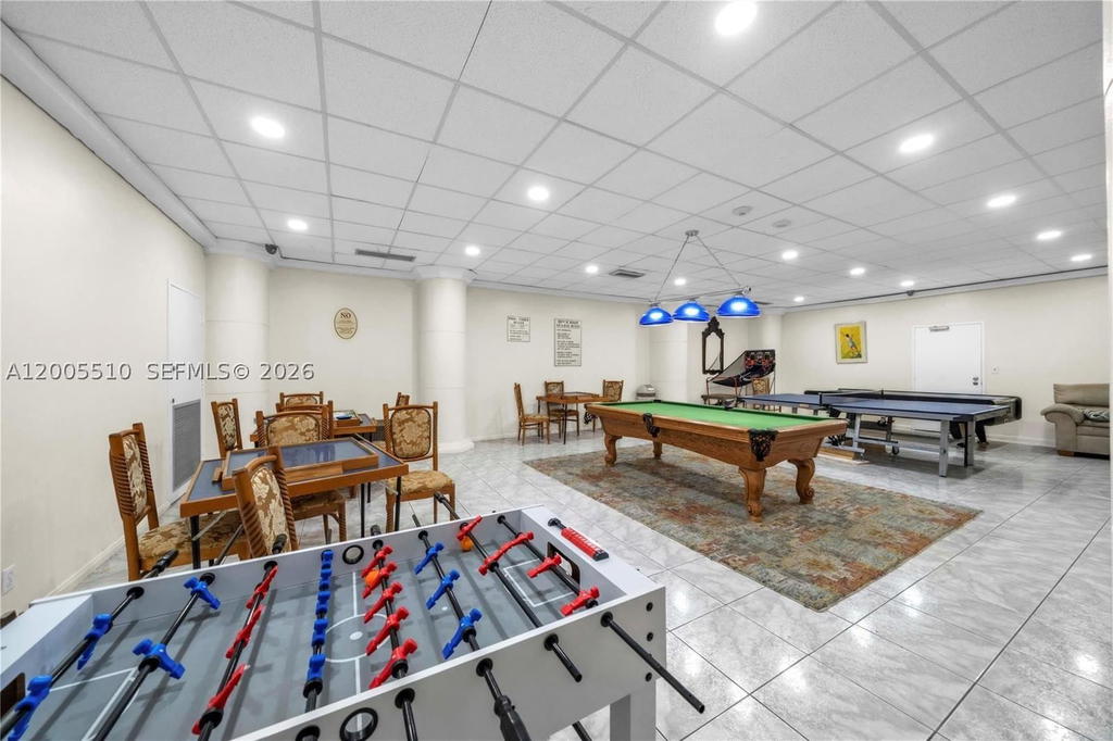 Real estate property located at 3725 Ocean Dr #1220, Broward, Sea Air Towers Condo, Hollywood, FL