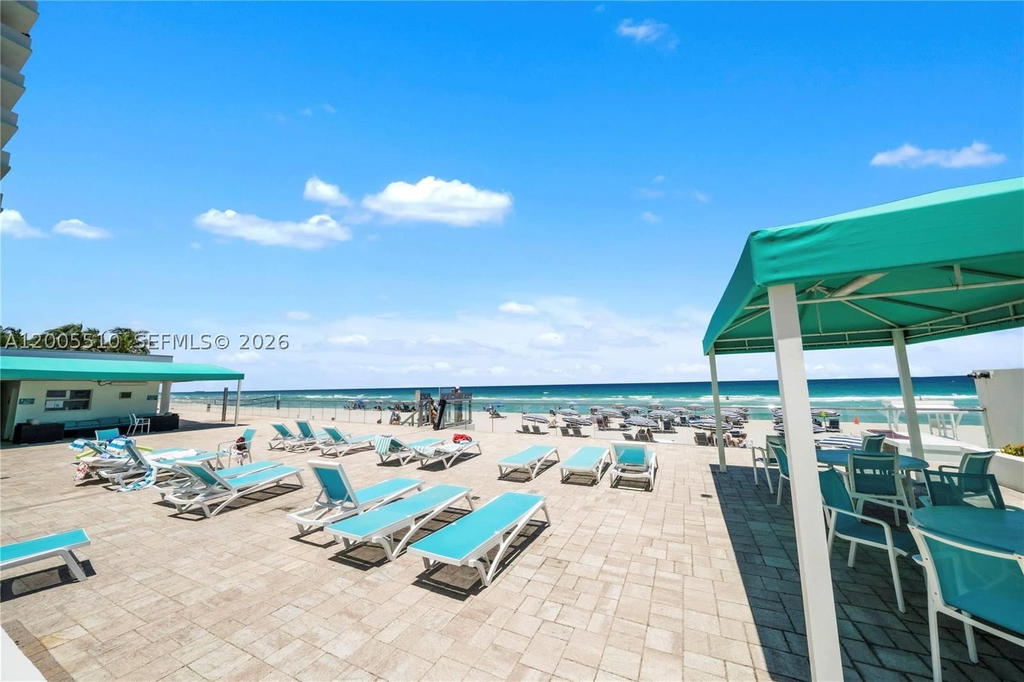 Real estate property located at 3725 Ocean Dr #1220, Broward, Sea Air Towers Condo, Hollywood, FL