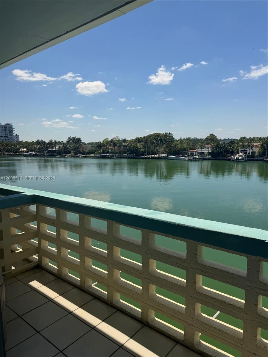 Real estate property located at 6484 Indian Creek #311, Miami-dade, Amd Pl Of 2nd Ocean Front, Miami Beach, FL