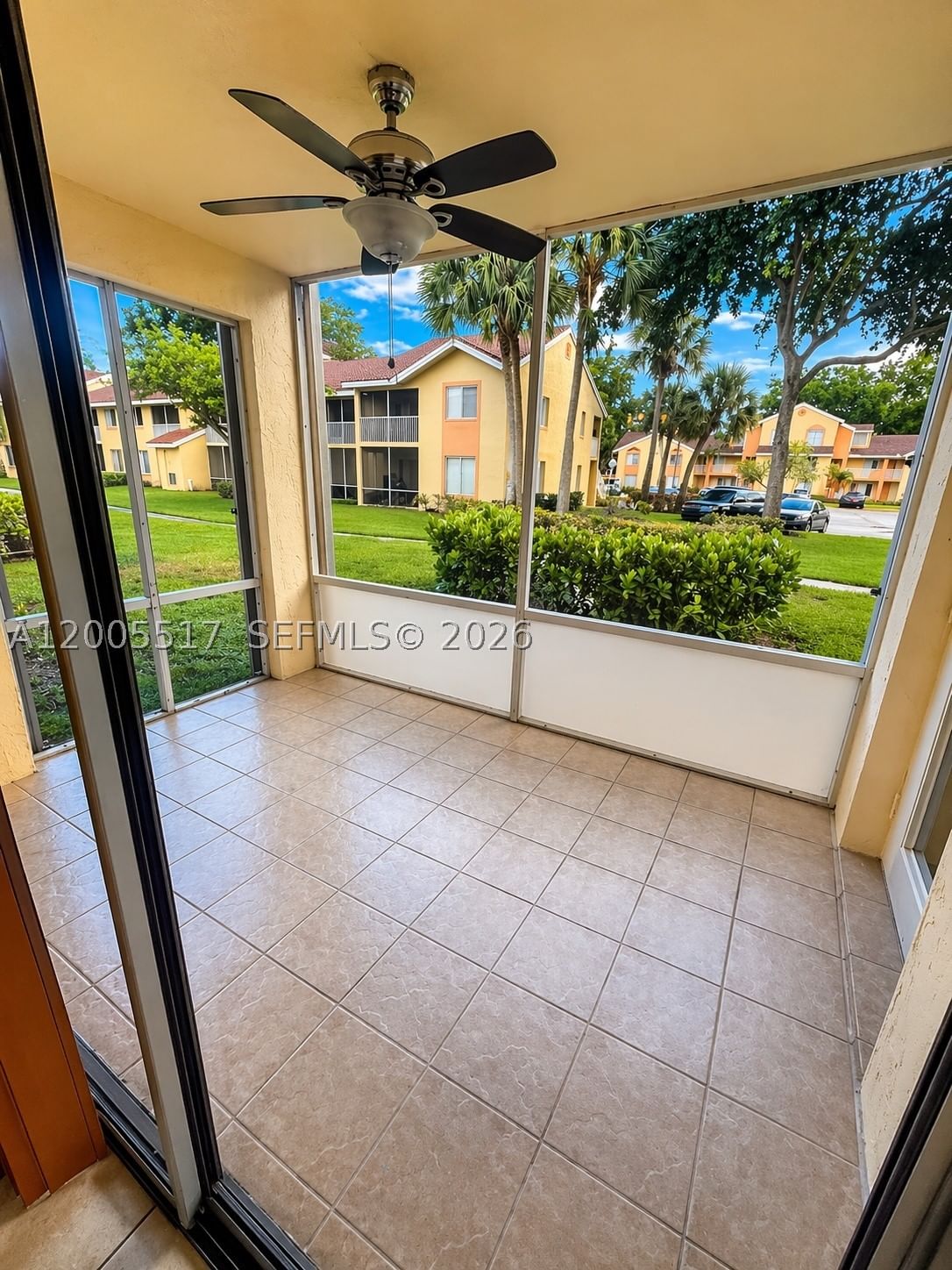 Real estate property located at 1122 Coral Club Dr #1122, Broward, Napoli Gardens At Coral S, Coral Springs, FL