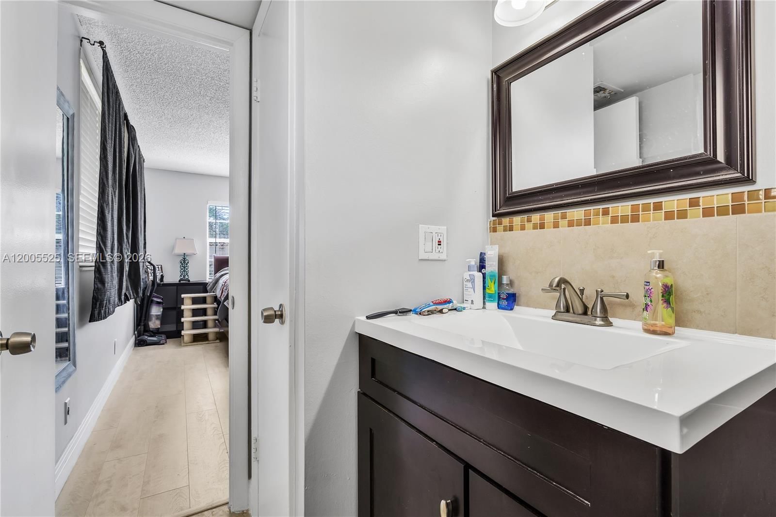 Real estate property located at 3777 78th Ave #15A, Broward, Gateland Village Sec G Co, Davie, FL