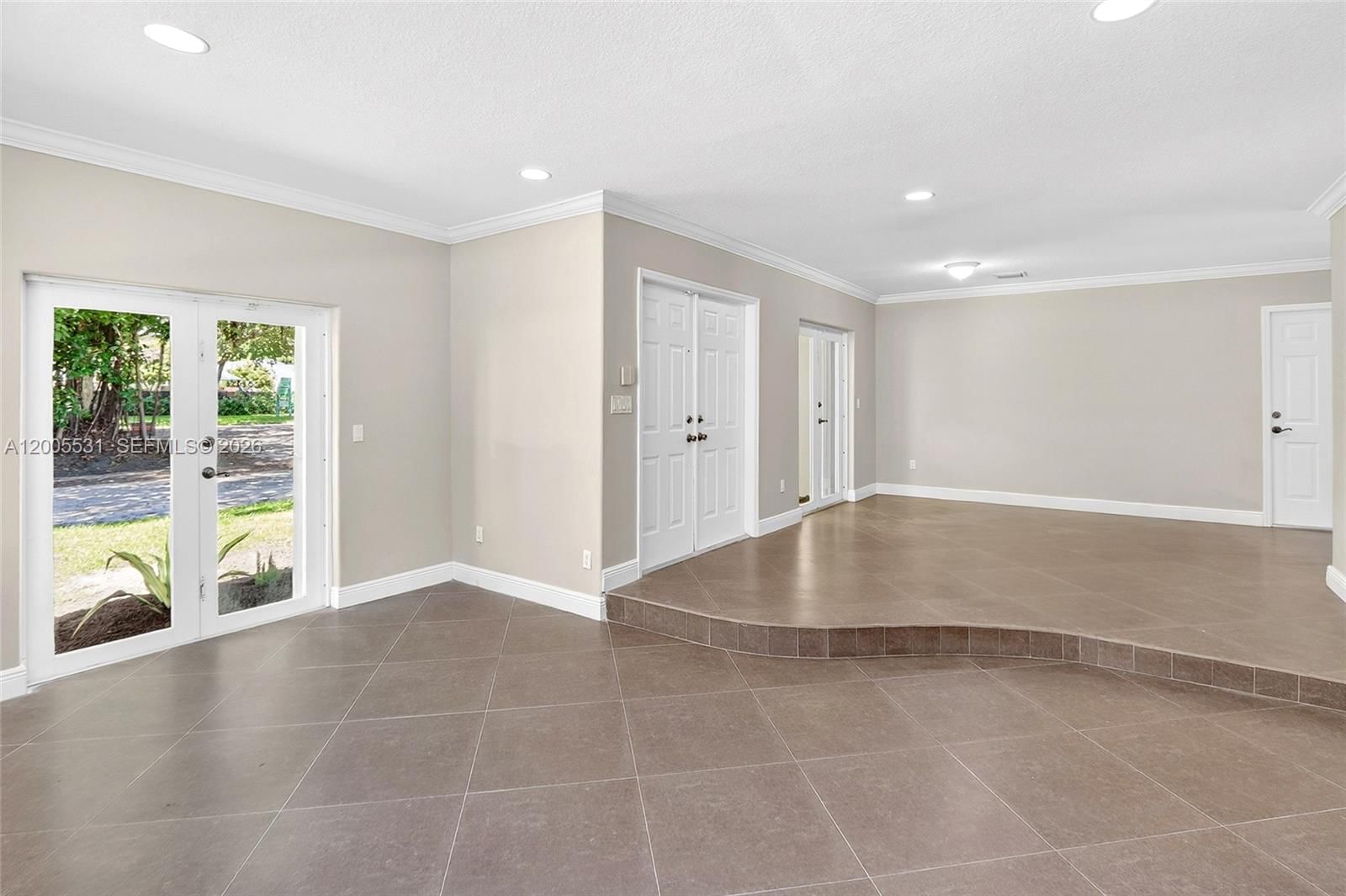 Real estate property located at 5310 72 Street, Miami-dade, High Pines Amd, Miami, FL