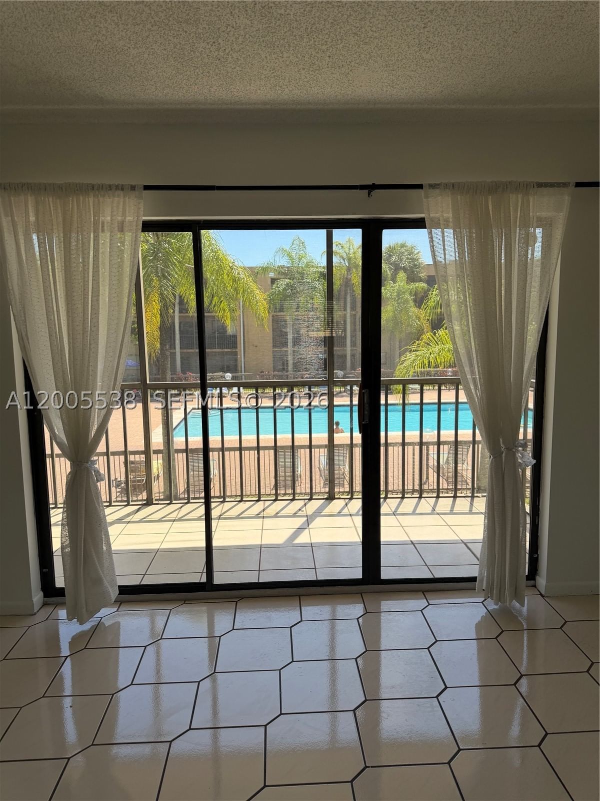Real estate property located at 8415 107th Ave #208W, Miami-dade, Kendall Acres West Condo, Miami, FL