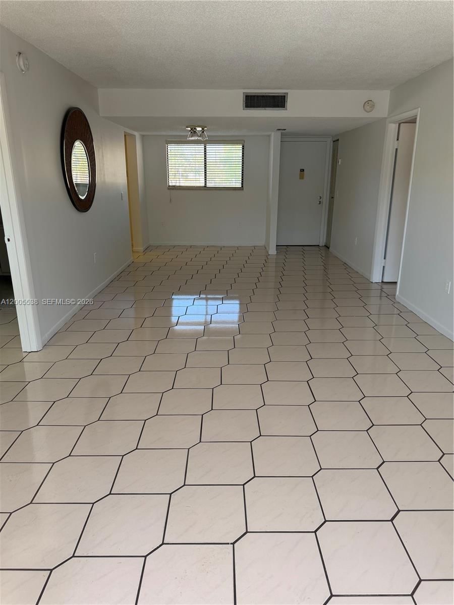 Real estate property located at 8415 107th Ave #208W, Miami-dade, Kendall Acres West Condo, Miami, FL