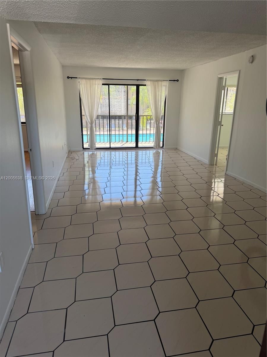 Real estate property located at 8415 107th Ave #208W, Miami-dade, Kendall Acres West Condo, Miami, FL