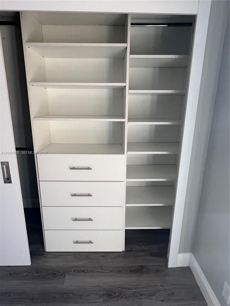 Real estate property located at 2532 Camelot Ct, Broward, Rock Creek Phase Two, Cooper City, FL