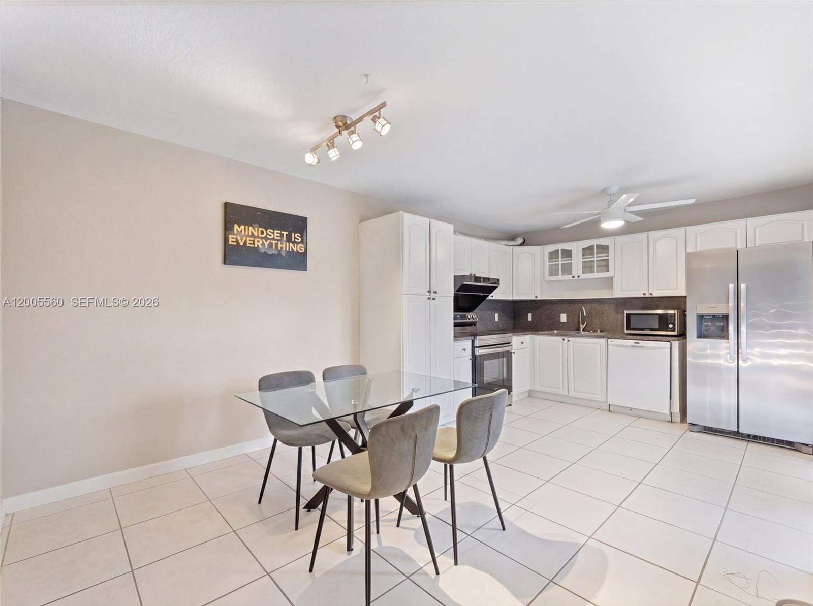 Real estate property located at 2532 Camelot Ct, Broward, Rock Creek Phase Two, Cooper City, FL