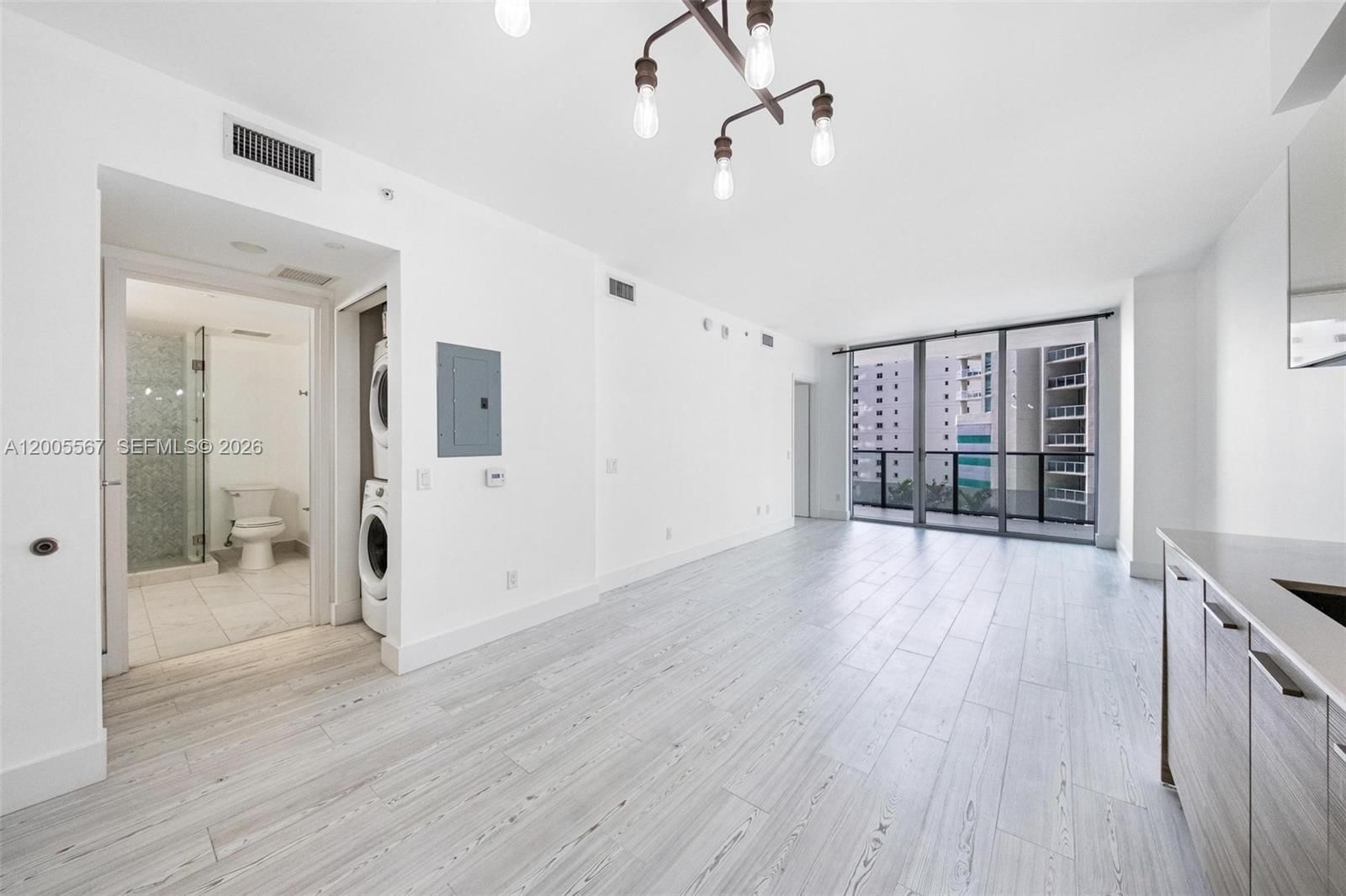 Real estate property located at 1300 Brickell Bay Dr #704, Miami-dade, Brickellhouse Condo, Miami, FL