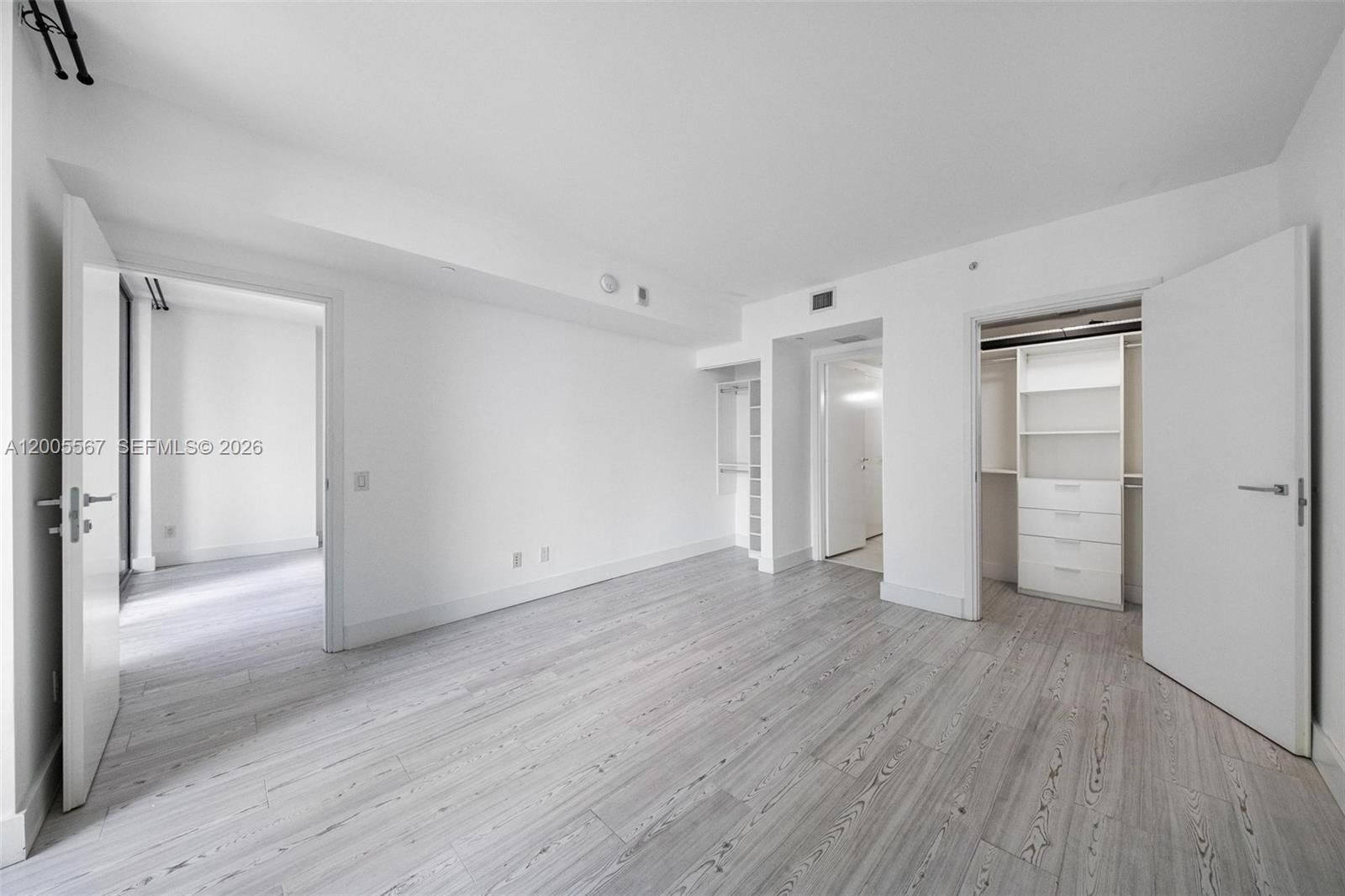 Real estate property located at 1300 Brickell Bay Dr #704, Miami-dade, Brickellhouse Condo, Miami, FL