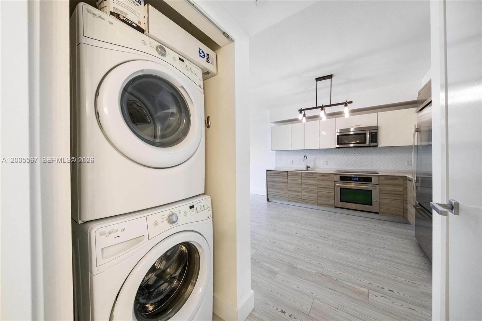 Real estate property located at 1300 Brickell Bay Dr #704, Miami-dade, Brickellhouse Condo, Miami, FL