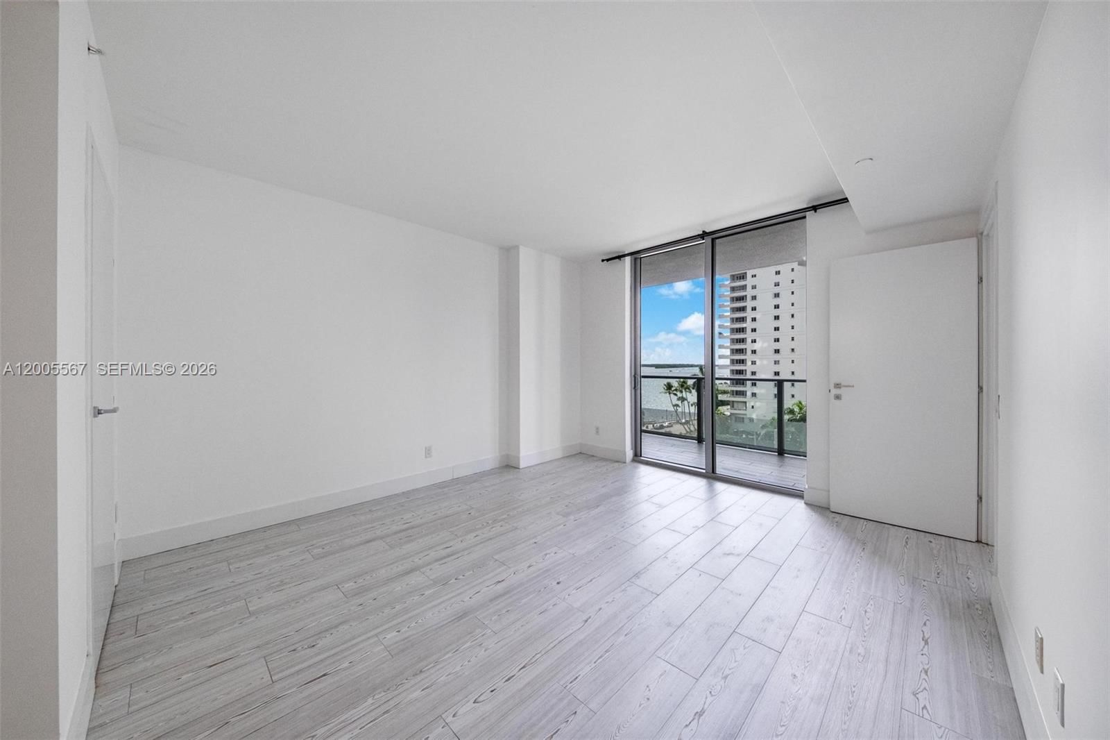 Real estate property located at 1300 Brickell Bay Dr #704, Miami-dade, Brickellhouse Condo, Miami, FL