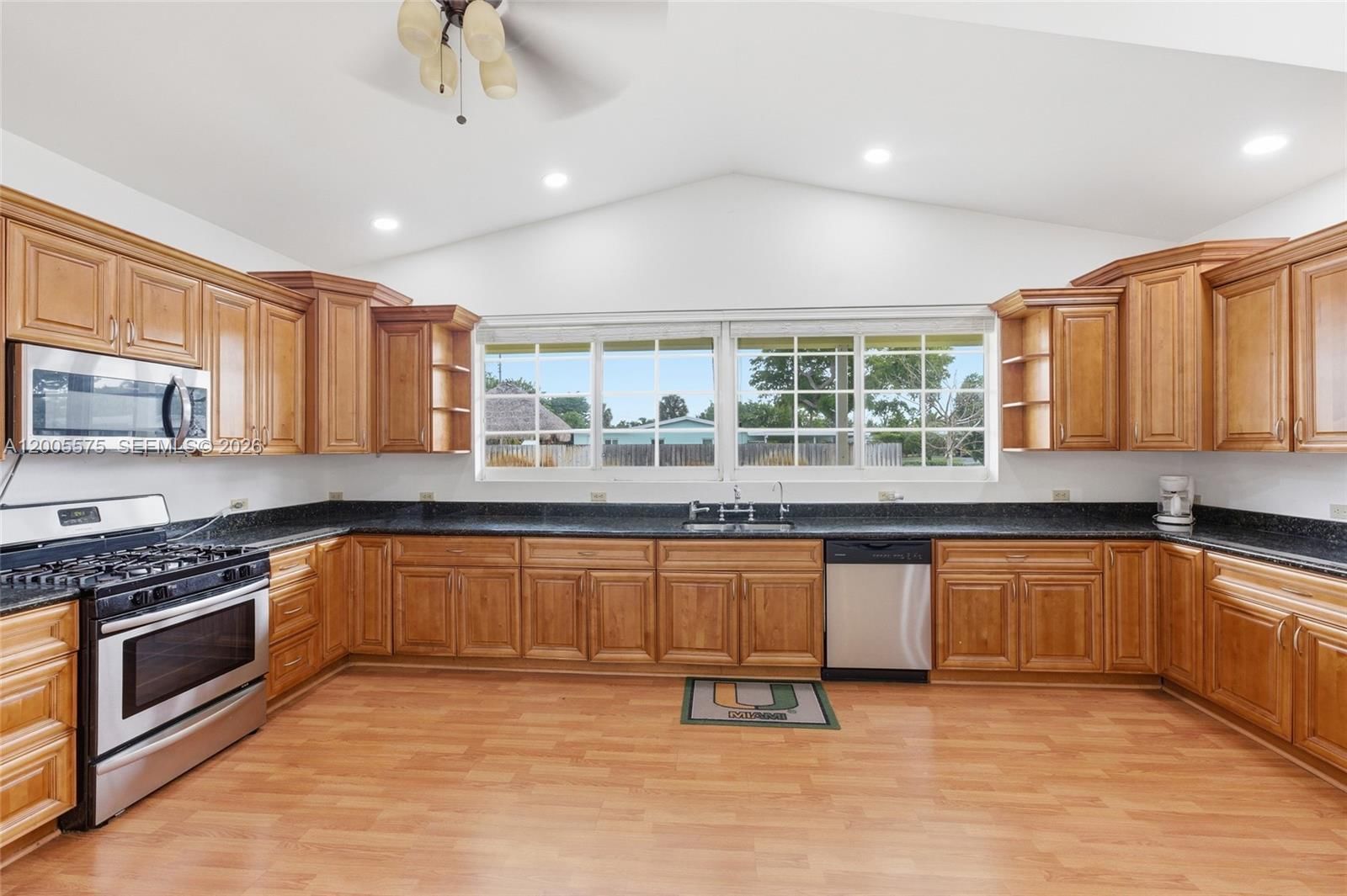 Real estate property located at 4361 13th Ter, Broward, Coral Heights Sec 2, Oakland Park, FL