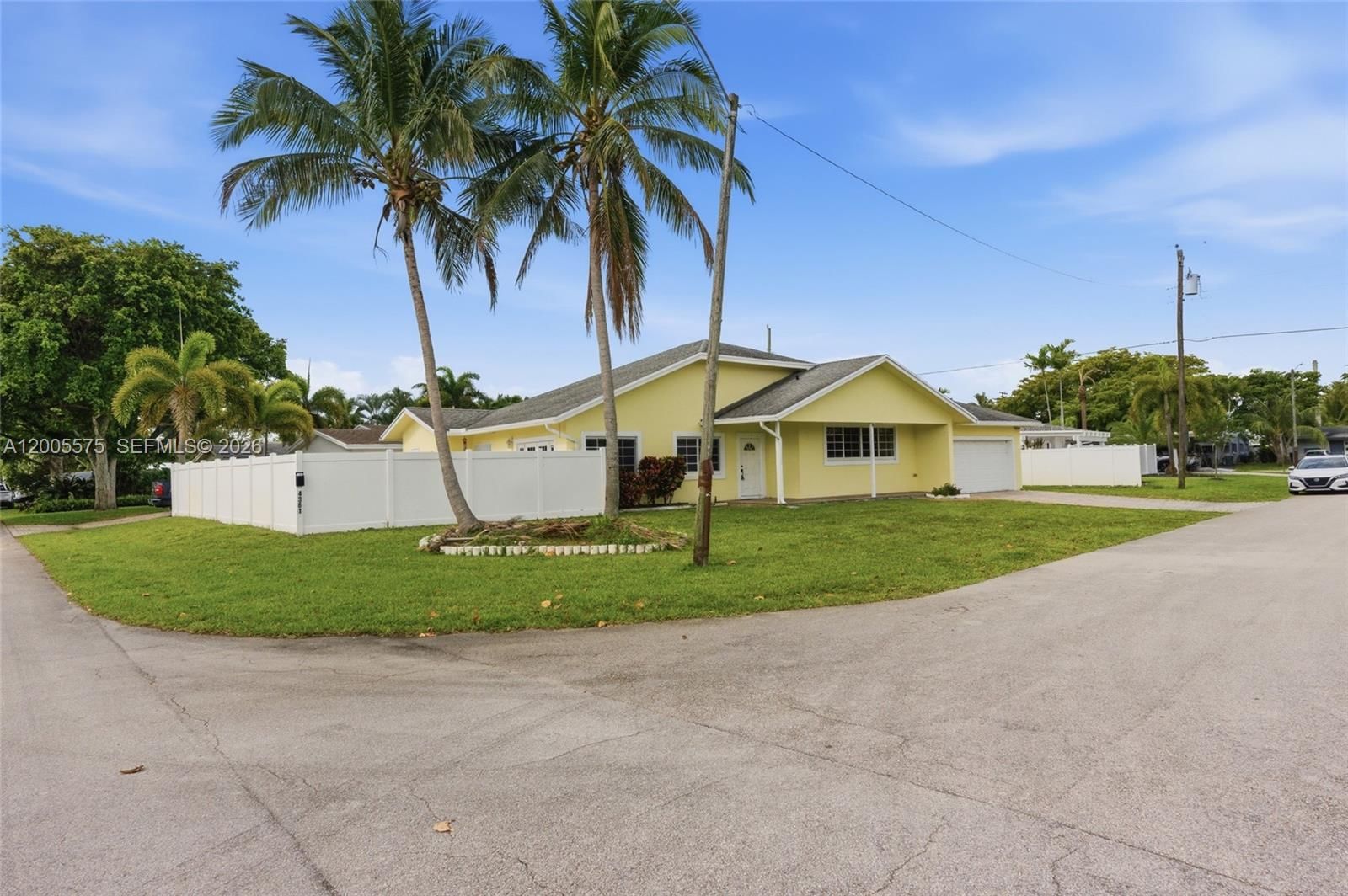 Real estate property located at 4361 13th Ter, Broward, Coral Heights Sec 2, Oakland Park, FL