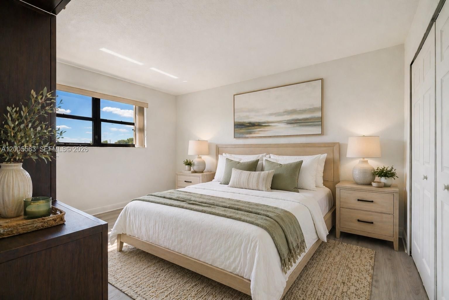 Real estate property located at 8401 NW 8 ST #401, Miami-dade, Visions At Fountainbleau P, Miami, FL