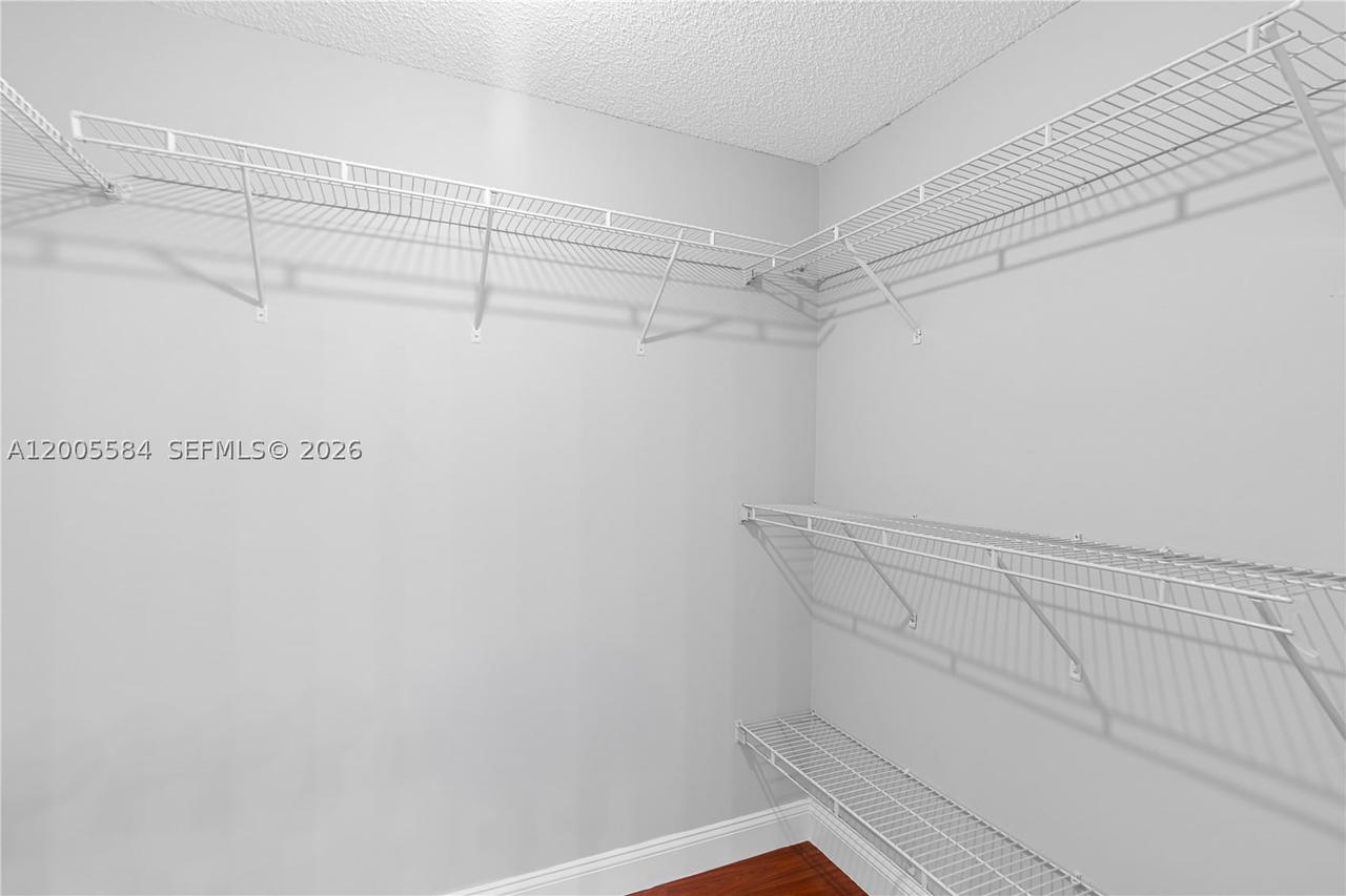 Real estate property located at 13100 20th St, Broward, Flamingo Estates, Miramar, FL
