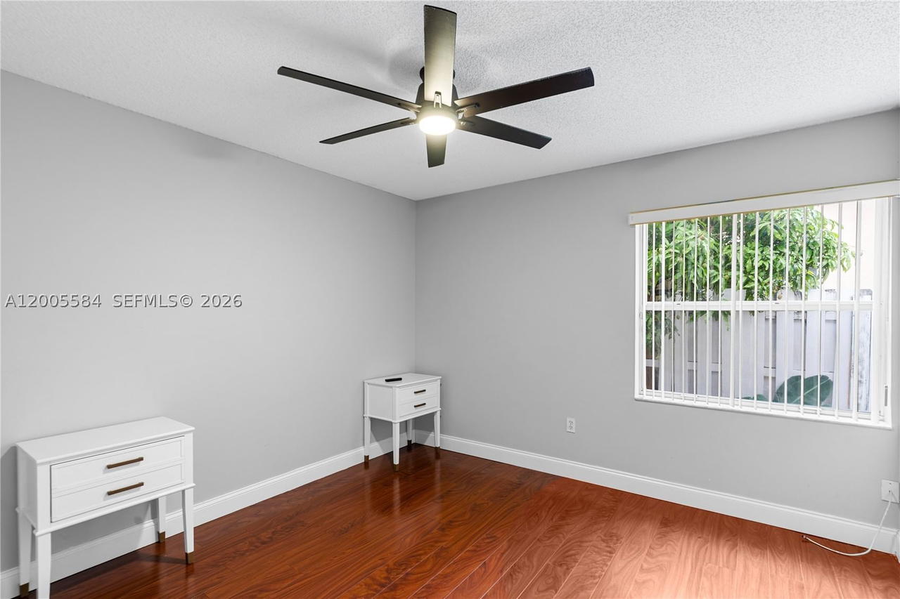Real estate property located at 13100 20th St, Broward, Flamingo Estates, Miramar, FL