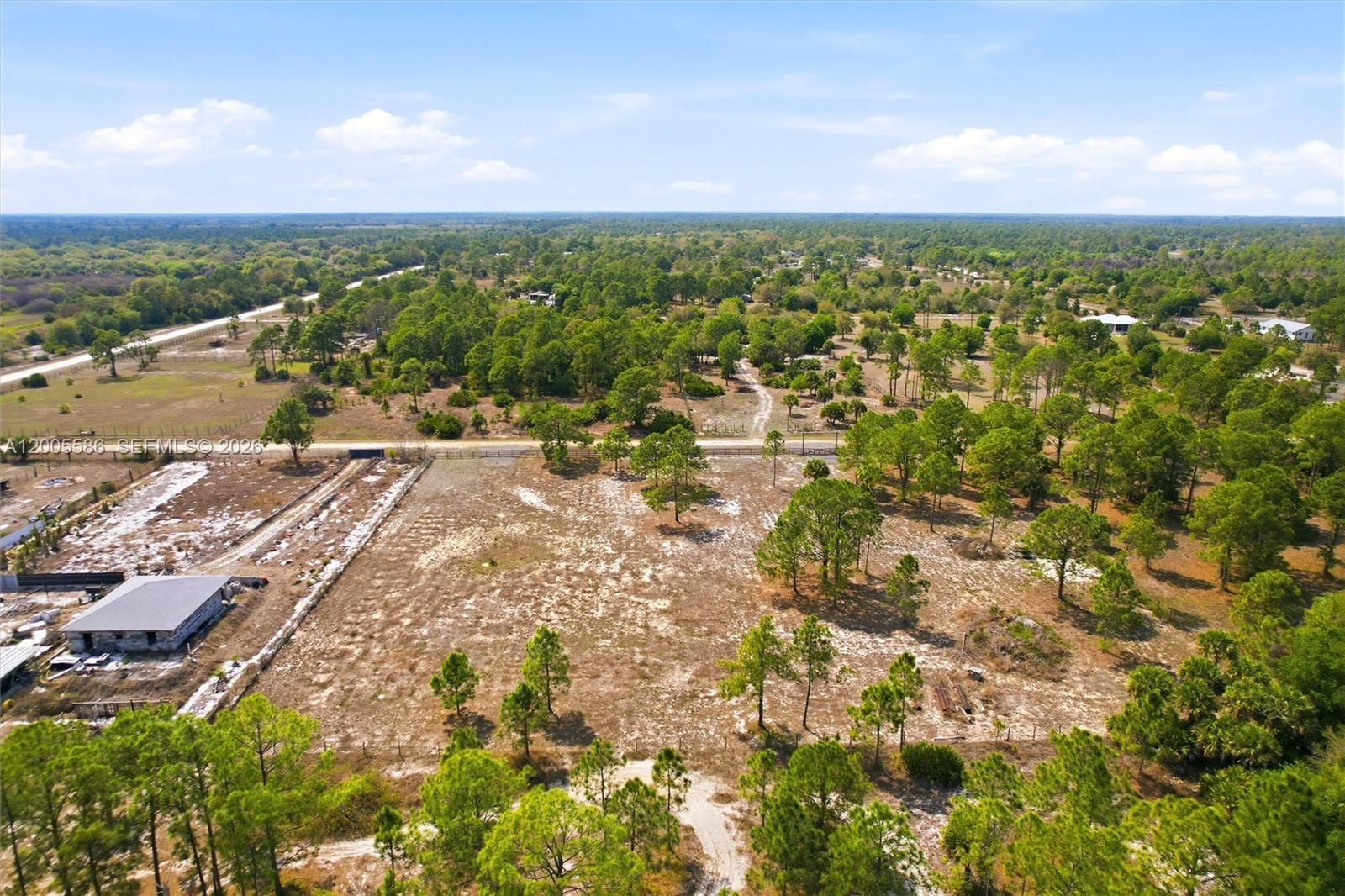 Real estate property located at 865 Willow Street, Hendry, Montura South Half, Other, FL