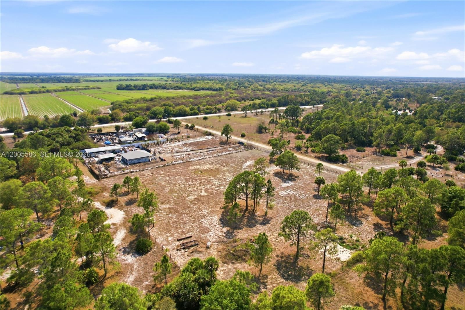 Real estate property located at 865 Willow Street, Hendry, Montura South Half, Other, FL