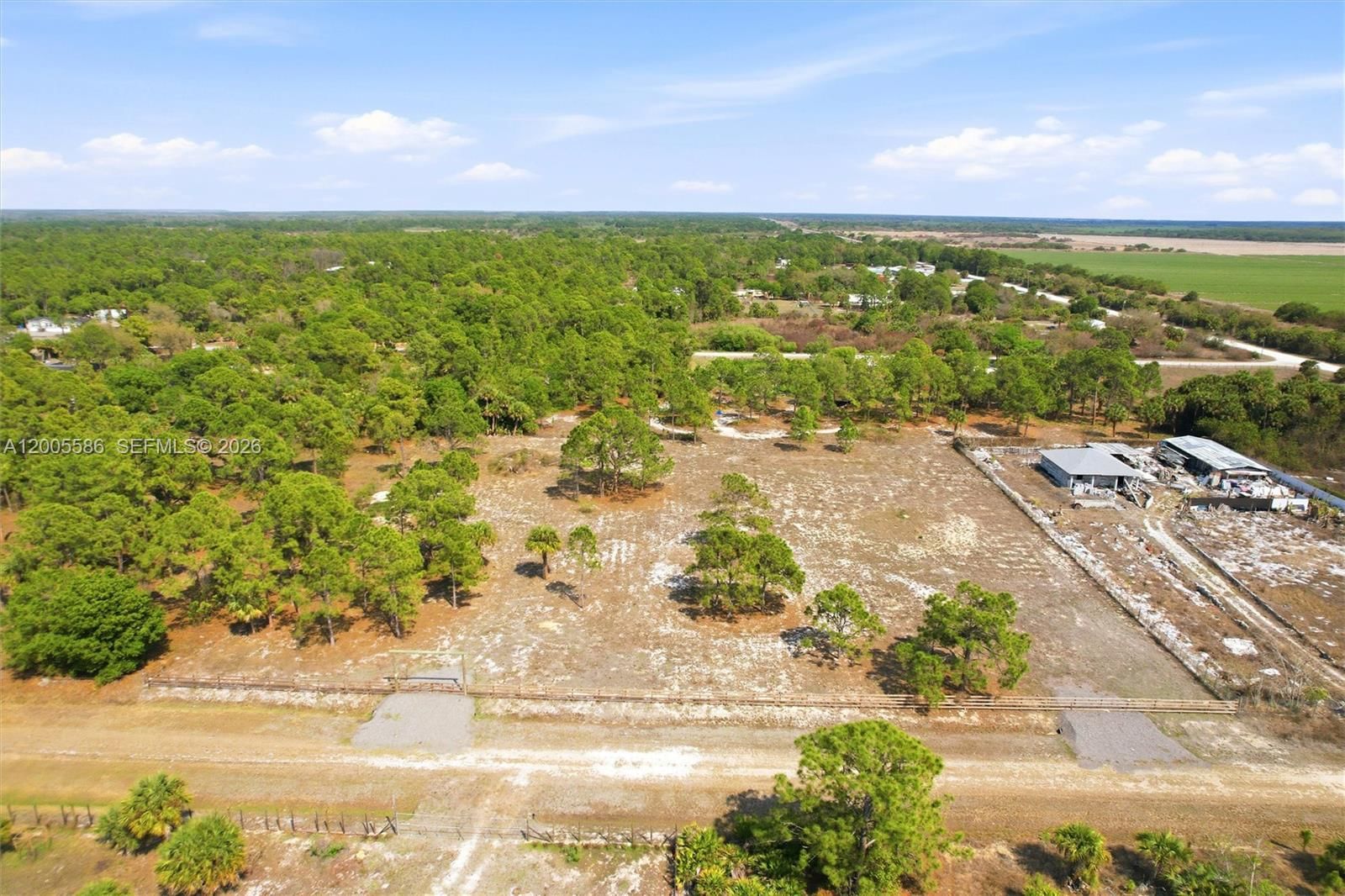 Real estate property located at 865 Willow Street, Hendry, Montura South Half, Other, FL