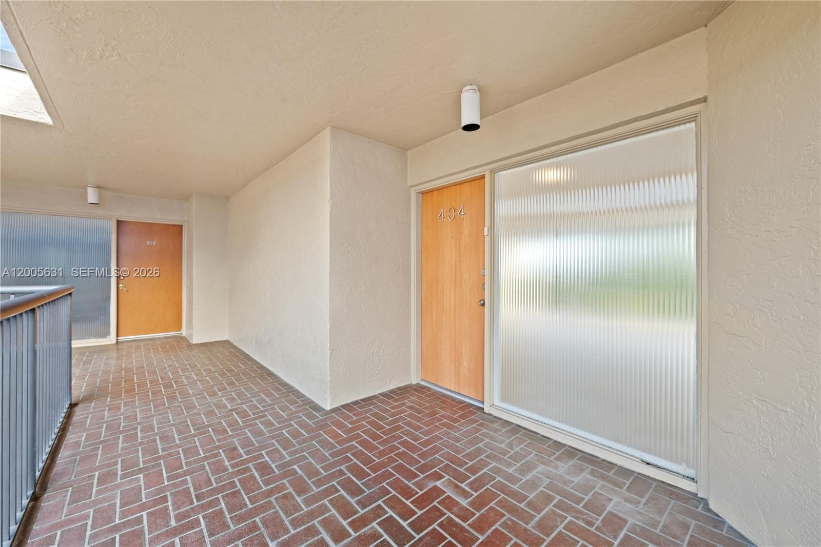 Real estate property located at 6601 116th Ct #404, Miami-dade, Sec 44 Atriums At Snapper, Miami, FL