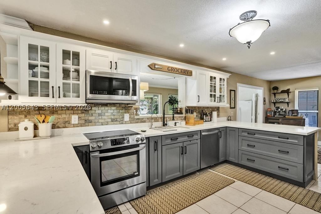 Real estate property located at 4981 186th Ave, Broward, Everglades Land Co, Southwest Ranches, FL