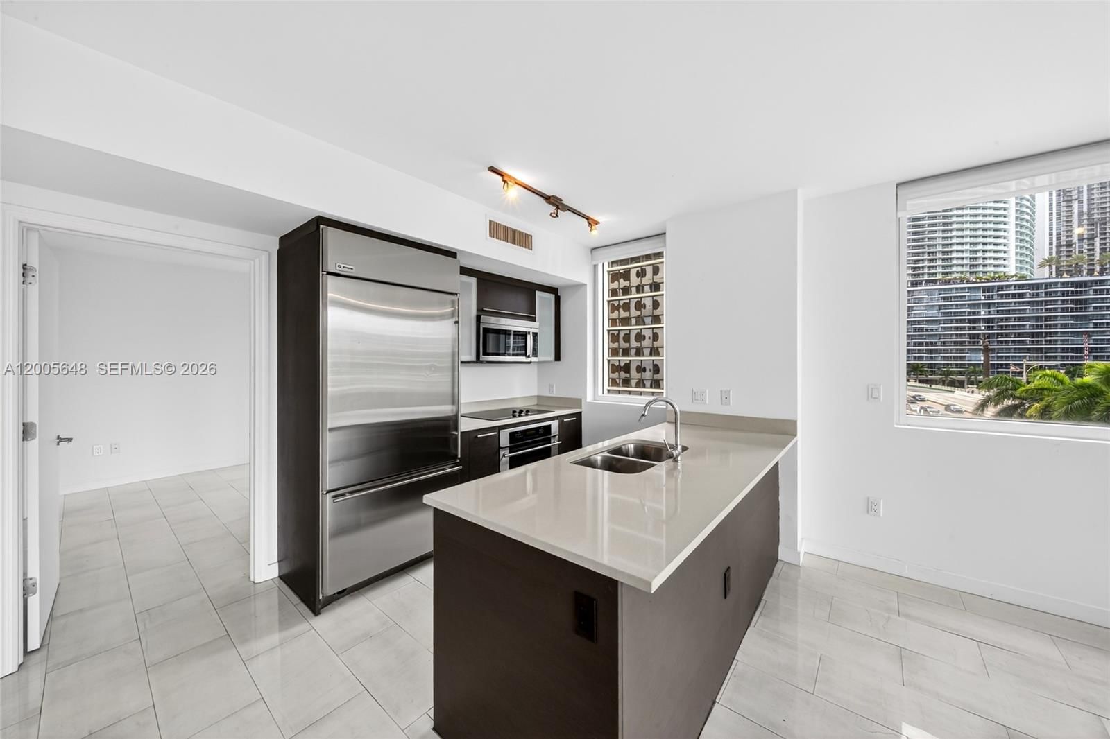 Real estate property located at 500 Brickell Ave #501, Miami-dade, 500 Brickell East Condo, Miami, FL