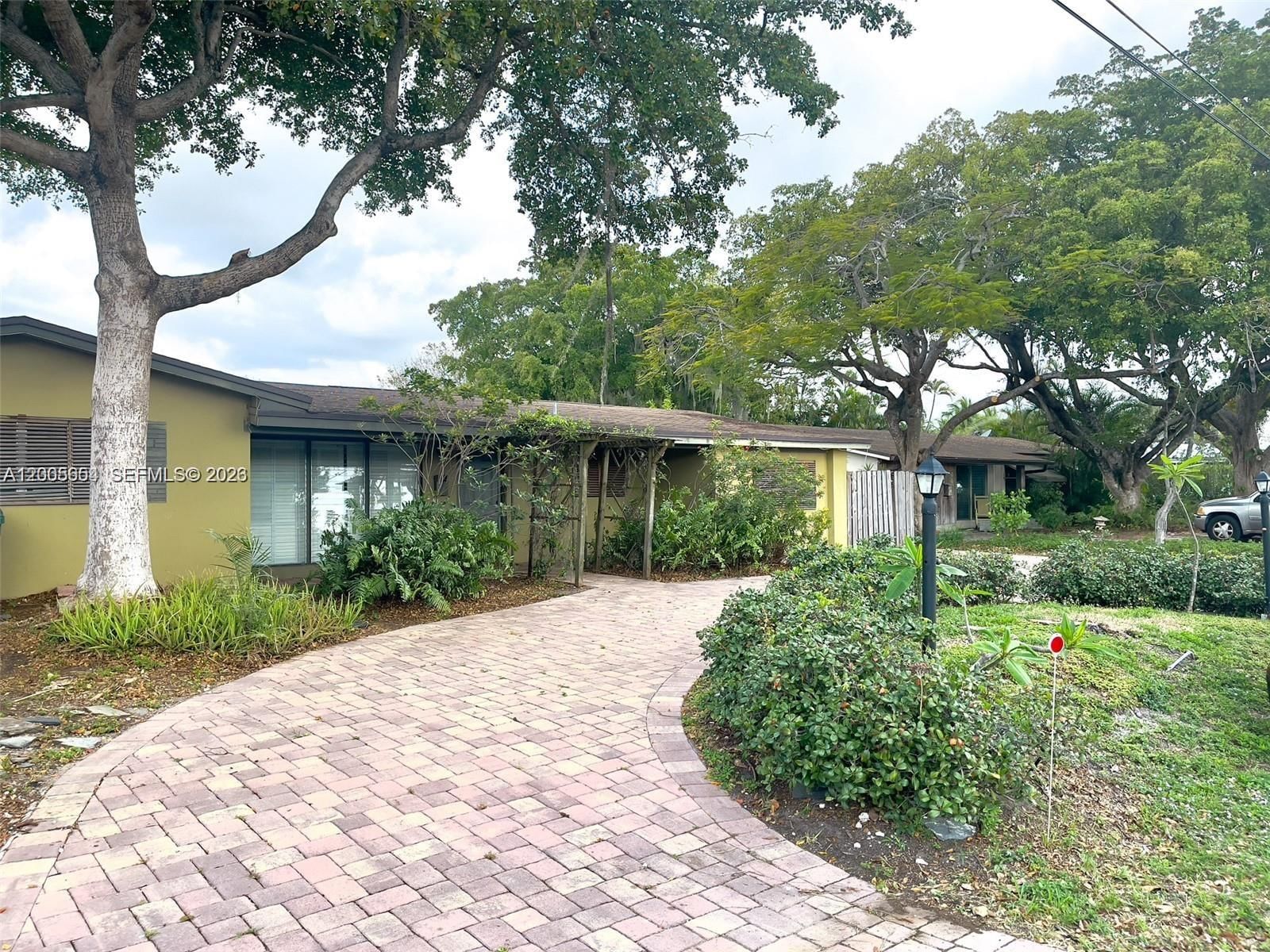 Real estate property located at 4401 15th Ter, Broward, Coral Heights Sec 2, Oakland Park, FL