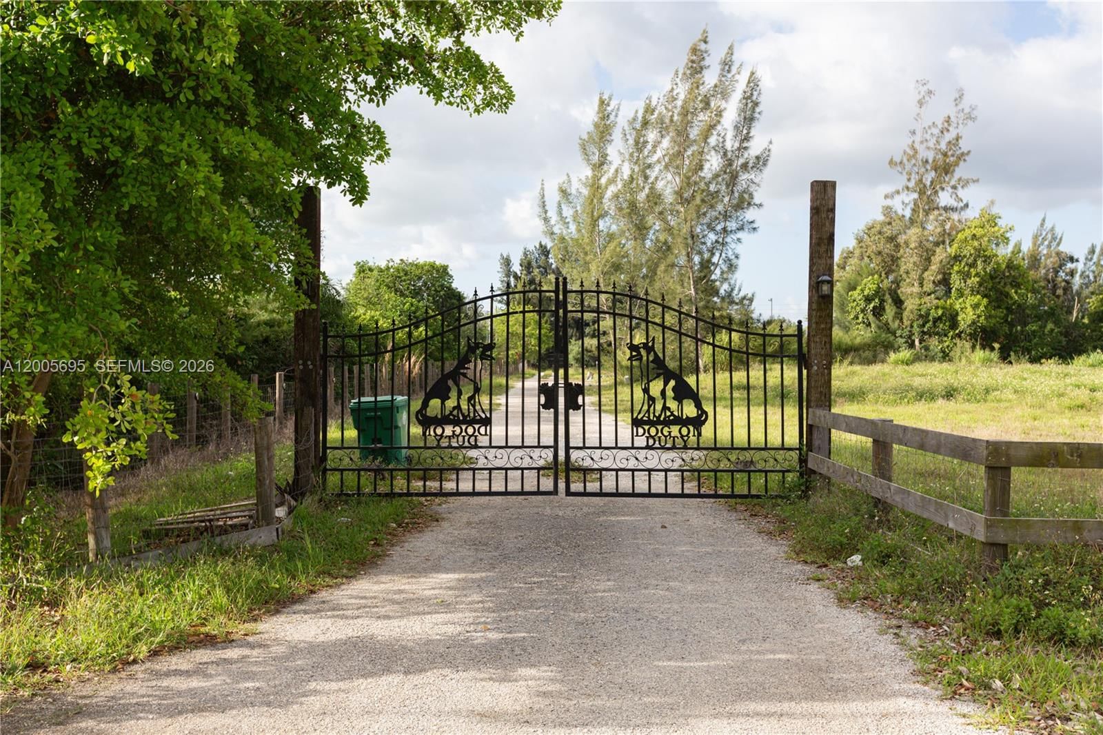 Real estate property located at 18100 70th Pl, Broward, Chambers Sub Sw1/4, Southwest Ranches, FL