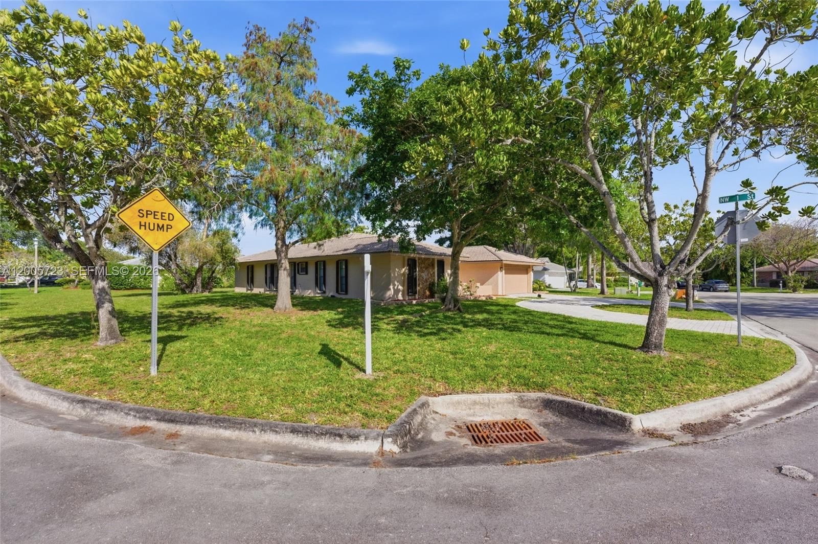 Real estate property located at 120 84th Way, Broward, Shadow Wood, Coral Springs, FL