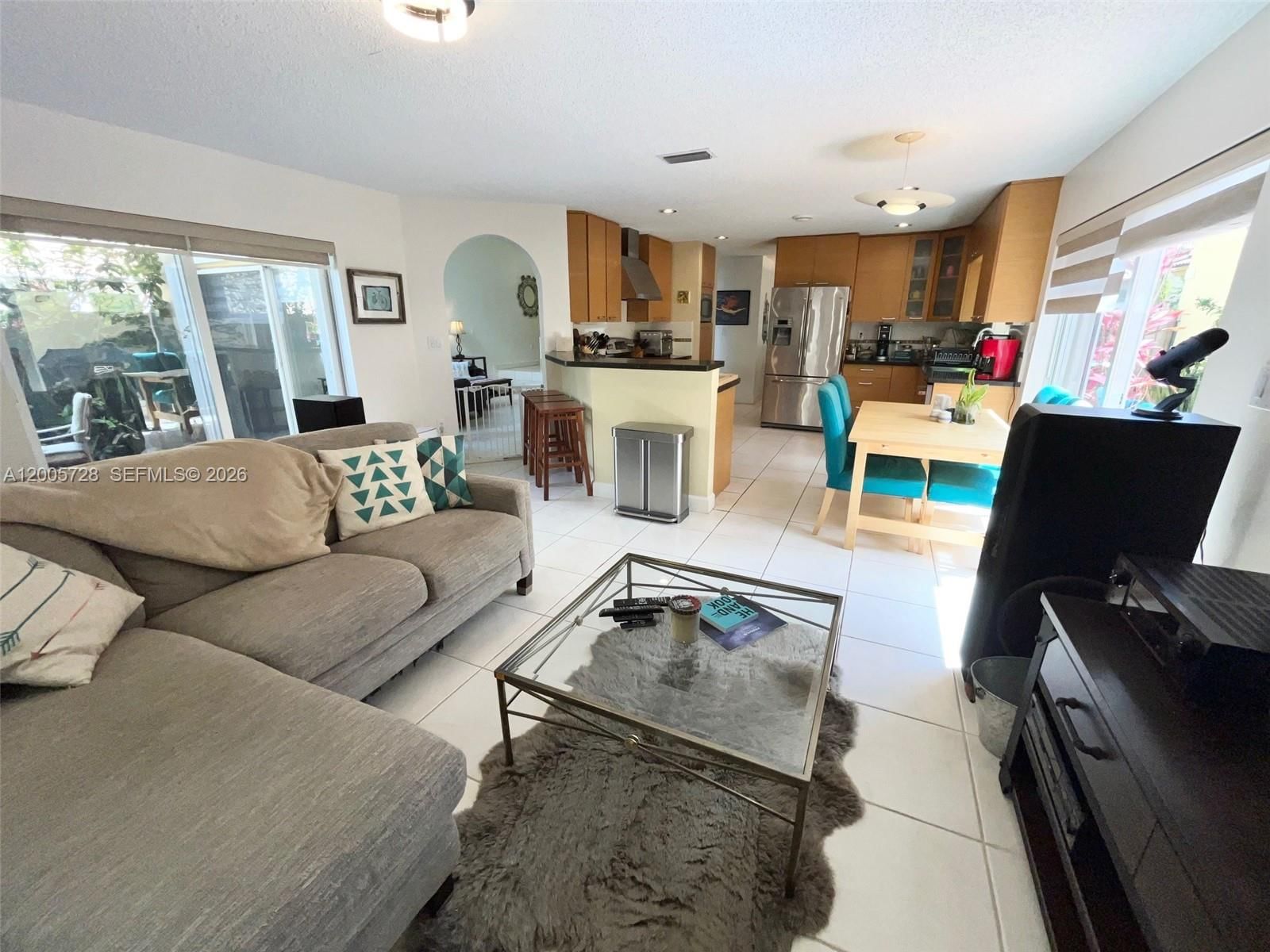 Real estate property located at 11343 53rd Ln, Miami-dade, Doral Landings East, Doral, FL